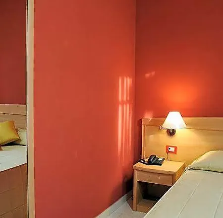 Апарт-отель Maurice 4*