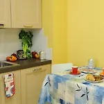 Maurice 4* סטרסה